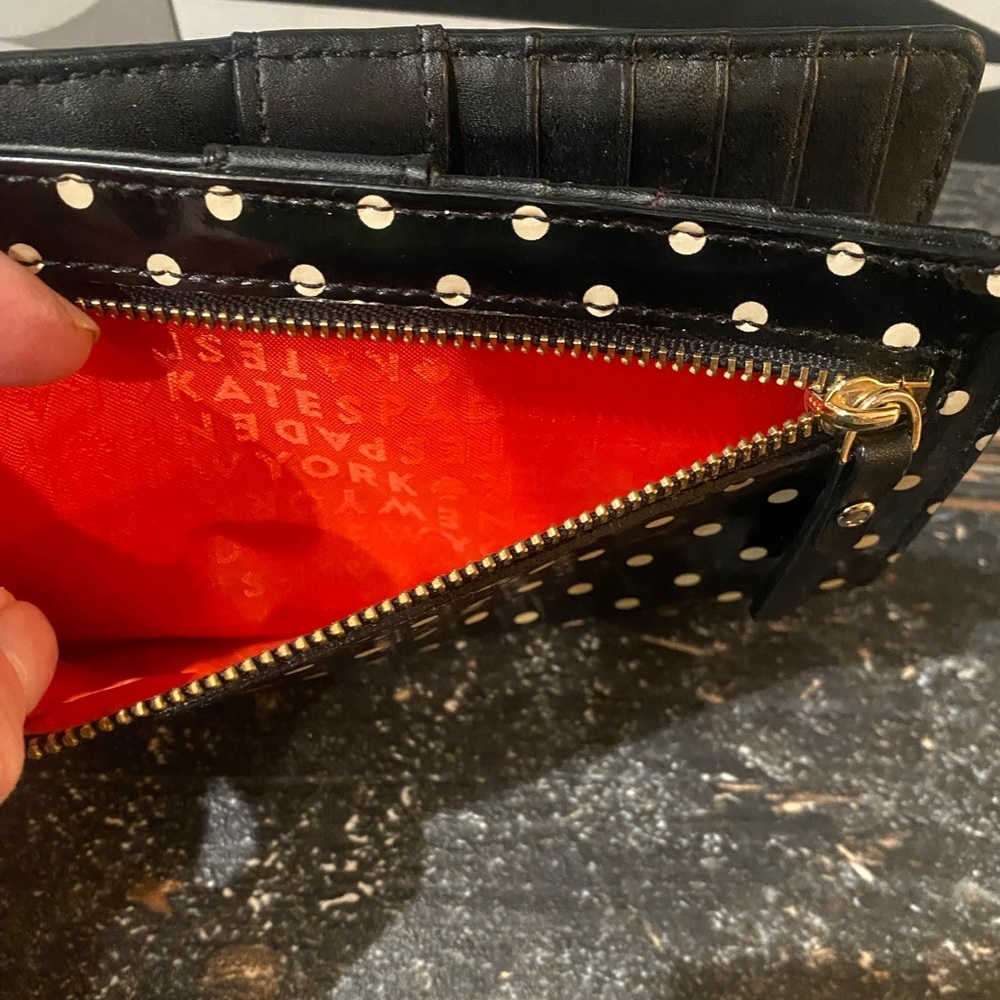 KATE SPADE small polka dot black shiny wallet! Red inside-lots of slots! ♠️EUC♠️ - Picture 10 of 13